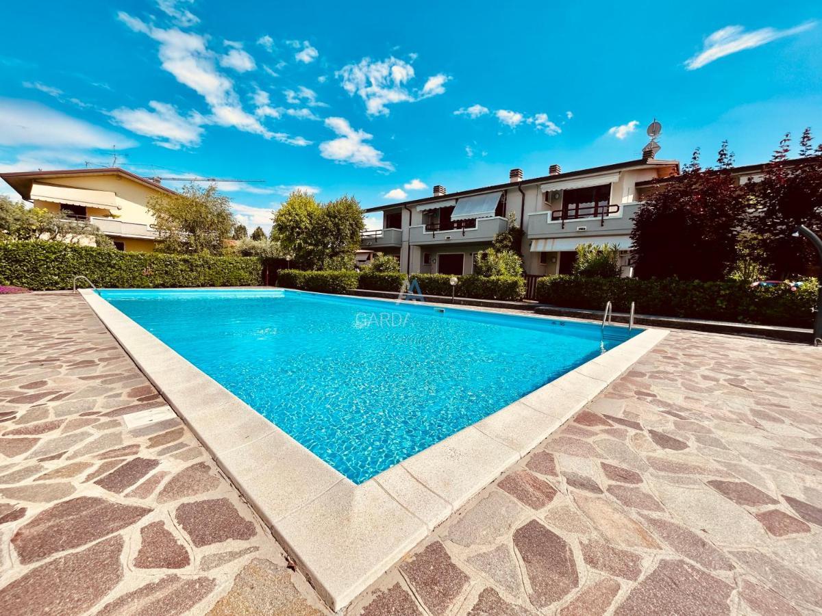 Perseo Apartment - 200M Dal Lago Di Garda Sirmione Zewnętrze zdjęcie