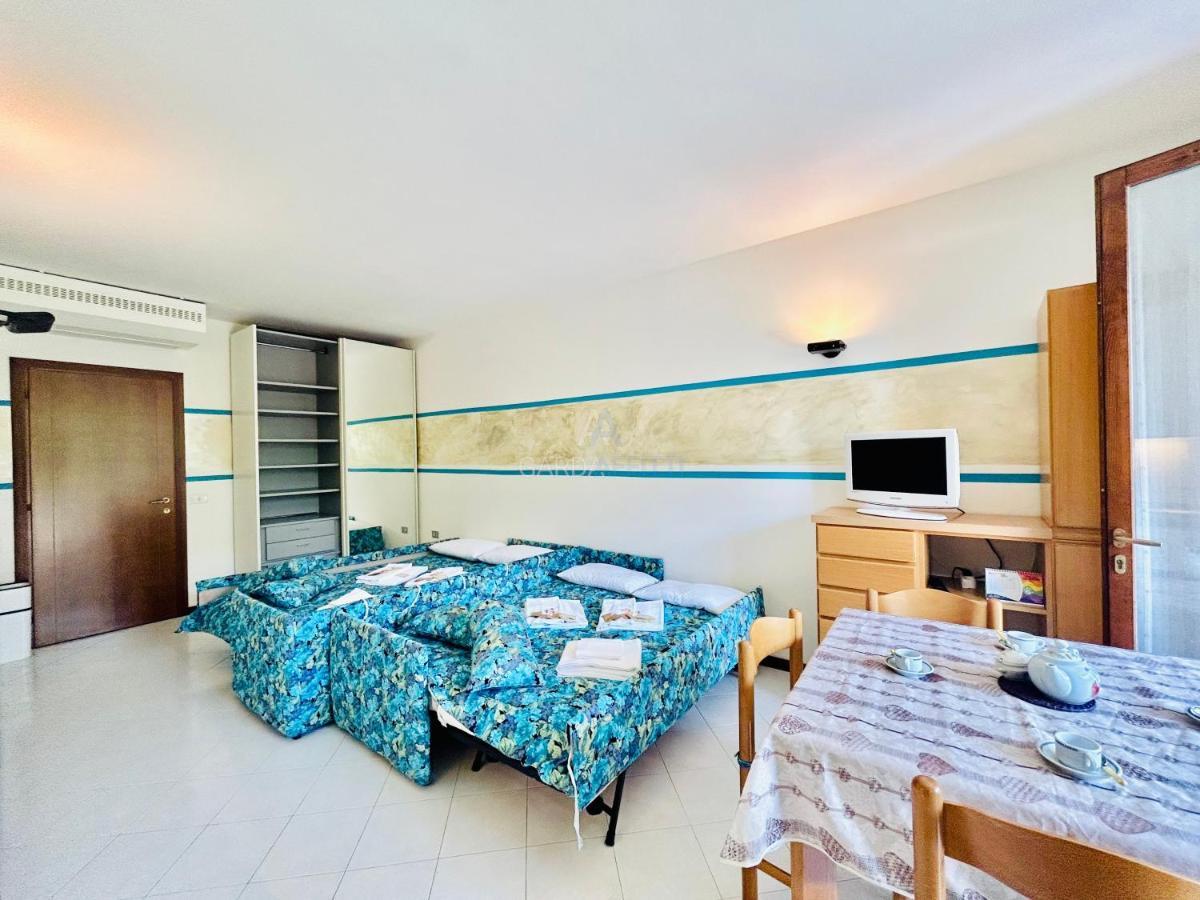 Perseo Apartment - 200M Dal Lago Di Garda Sirmione Zewnętrze zdjęcie